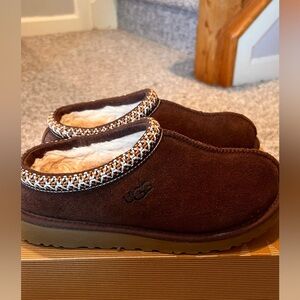 Kids’ Tasman Embroidered Slipper. Big Kid Size  4